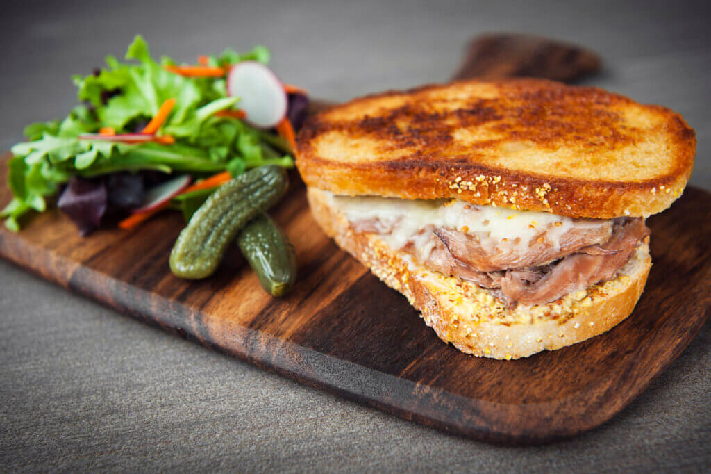 Effiloché de cuisses de canard confites