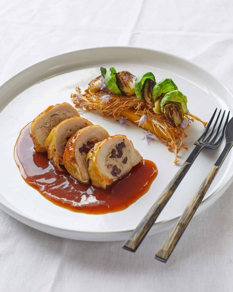 Ballotine de poulet aux canneberges